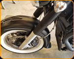 THE PAINT CHOP Casey Kennell pinstriped Moto Guzzi