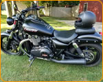 Casey Kennell pinstriped this Triumph